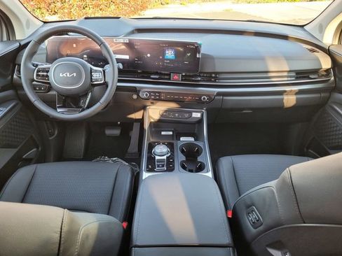 New 2026 Kia Carnival SX Prestige FWD image 8