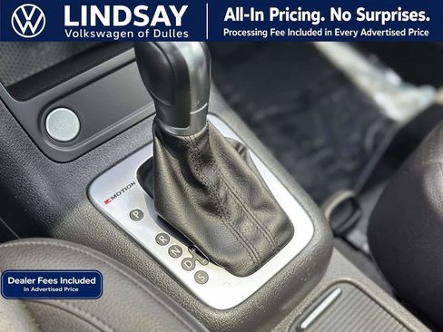 Used 2016 Volkswagen Tiguan SE AWD/4WD image 19
