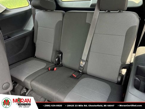 Used 2020 Chevrolet Traverse LT FWD image 13