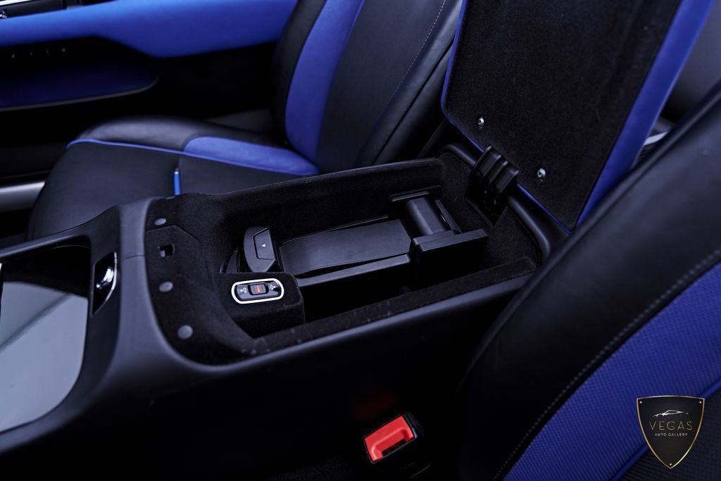 Used 2019 Rolls-Royce Dawn RWD image 75