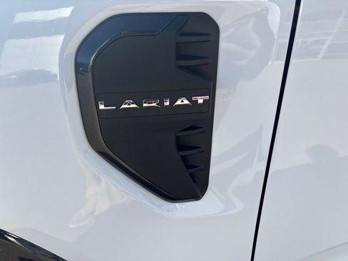 Used 2024 Ford Ranger Lariat w/ FX4 Off-Road Package image 5