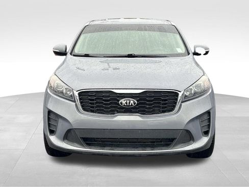 Used 2019 Kia Sorento L image 9