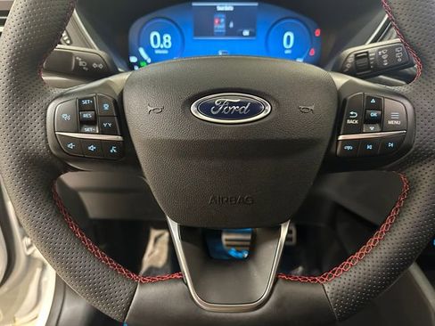 Used 2023 Ford Escape ST-Line Elite image 11