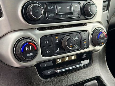 Used 2016 GMC Yukon XL SLE w/ Convenience Package image 15