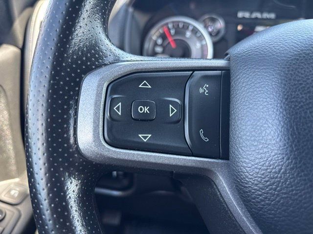 Used 2024 RAM 5500 Tradesman w/ Chrome Appearance Group AWD/4WD image 17