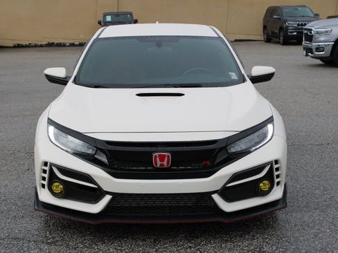 Used 2019 Honda Civic Type R image 2