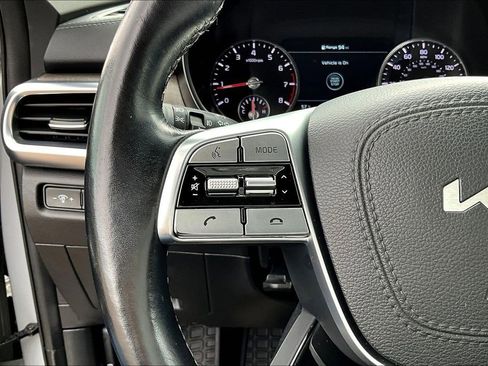 Used 2022 Kia Telluride SX w/ SX Prestige Package image 18
