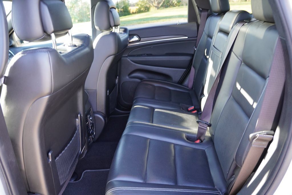 Certified 2021 Jeep Grand Cherokee Limited w/ Quick Order Package 28K 80th AWD/4WD image 17