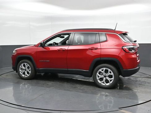 New 2025 Jeep Compass Latitude w/ Sun & Sound Group image 8