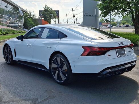 Used 2022 Audi RS e-tron GT w/ Carbon Performance Package image 11