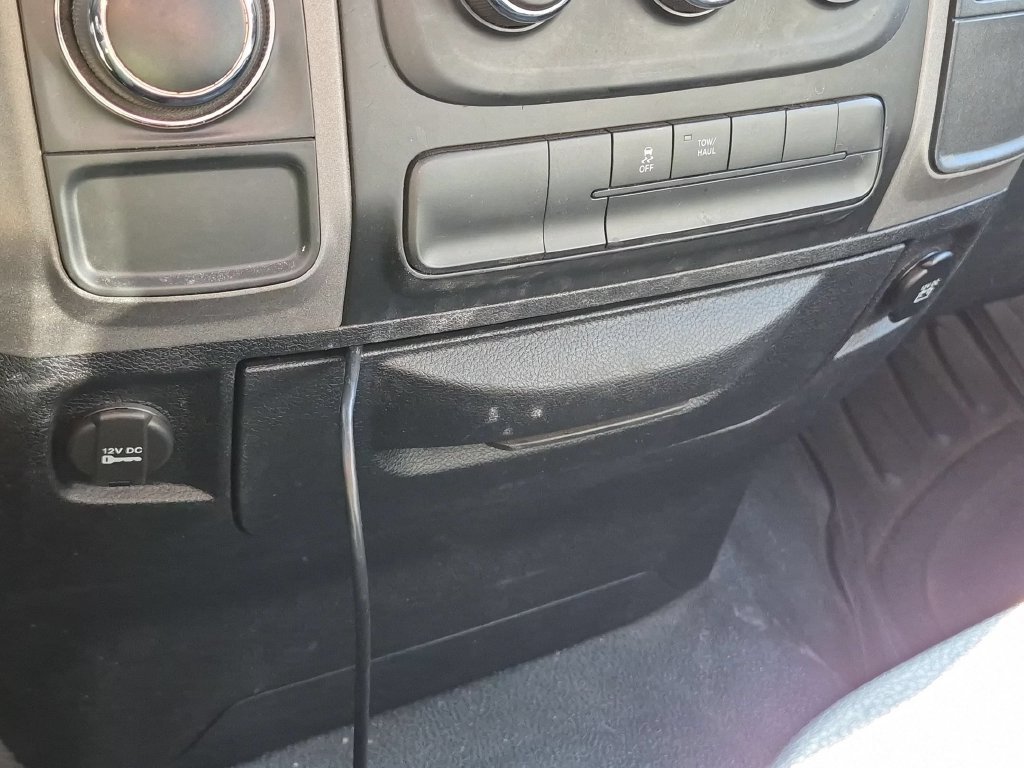 Used 2015 RAM 1500 Tradesman RWD image 26