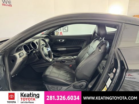 Used 2020 Ford Mustang GT Premium w/ Black Accent Package RWD image 14
