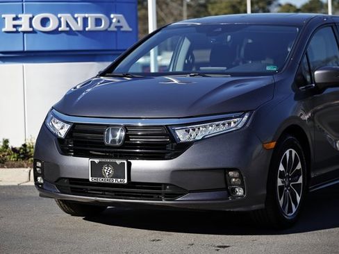 Used 2024 Honda Odyssey EX-L image 2