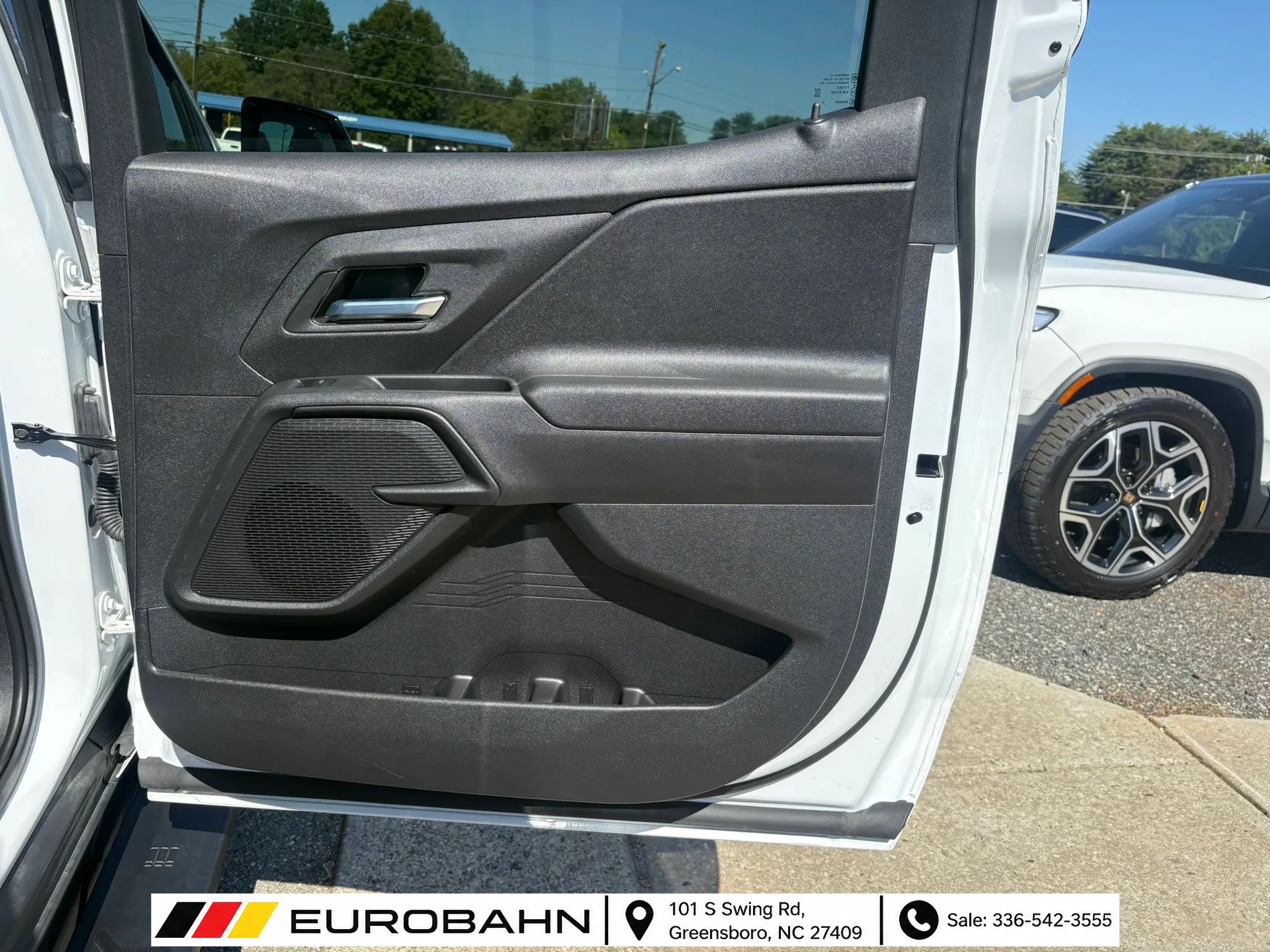 Used 2024 Chevrolet Silverado EV W/T AWD/4WD image 13