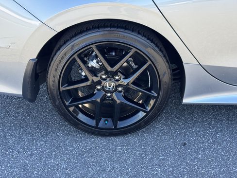 Certified 2025 Honda Civic Sport image 12