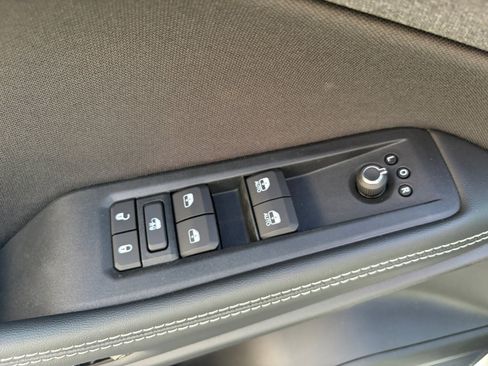 New 2026 Jeep Cherokee Laredo AWD/4WD image 15