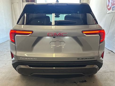 New 2026 GMC Terrain Elevation w/ Technology Package II image 6