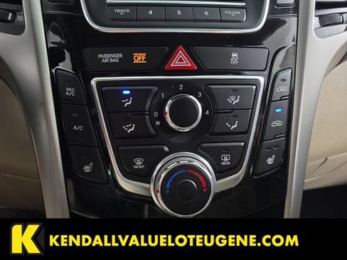 Used 2013 Hyundai Elantra GT FWD image 19