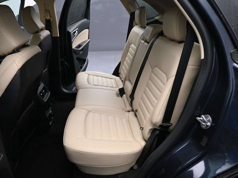 Used 2024 Ford Edge SEL w/ Convenience Package AWD/4WD image 12