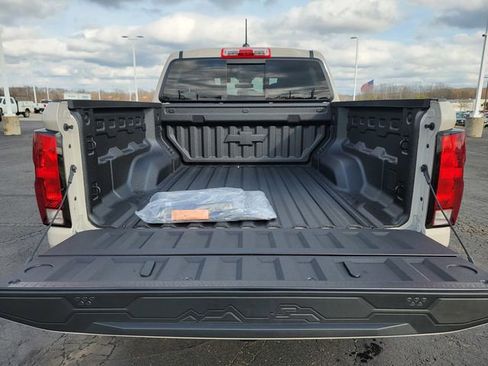 New 2026 Chevrolet Colorado Trail Boss AWD/4WD image 34
