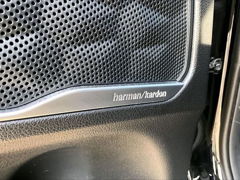 Certified 2023 Hyundai Santa Fe SEL w/ Premium Package FWD image 32