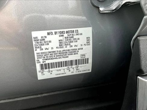 Used 2020 Ford Explorer XLT w/ Equipment Group 202A AWD/4WD image 18