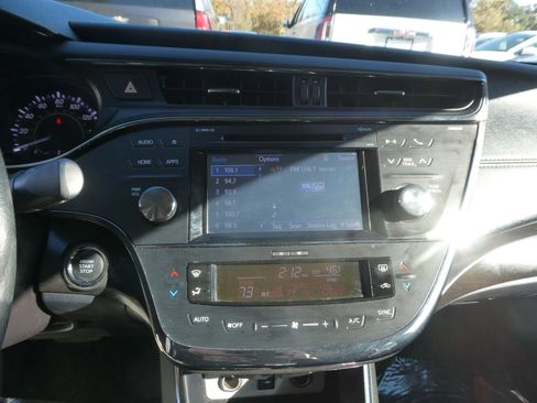 Used 2018 Toyota Avalon XLE image 20