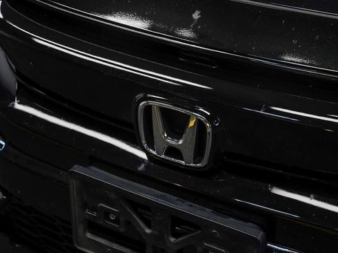 Used 2019 Honda Civic Sport image 8