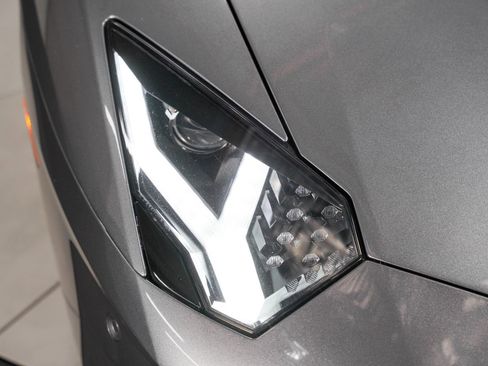 Used 2015 Lamborghini Aventador LP 700-4 image 14
