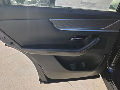 New 2026 MAZDA CX-90 Plug-In Hybrid w/ Premium Plus AWD/4WD image 9