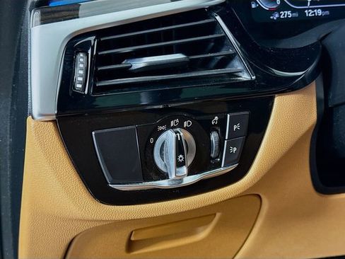 Used 2023 BMW 530e xDrive 530e iPerformance w/ Premium Package image 10