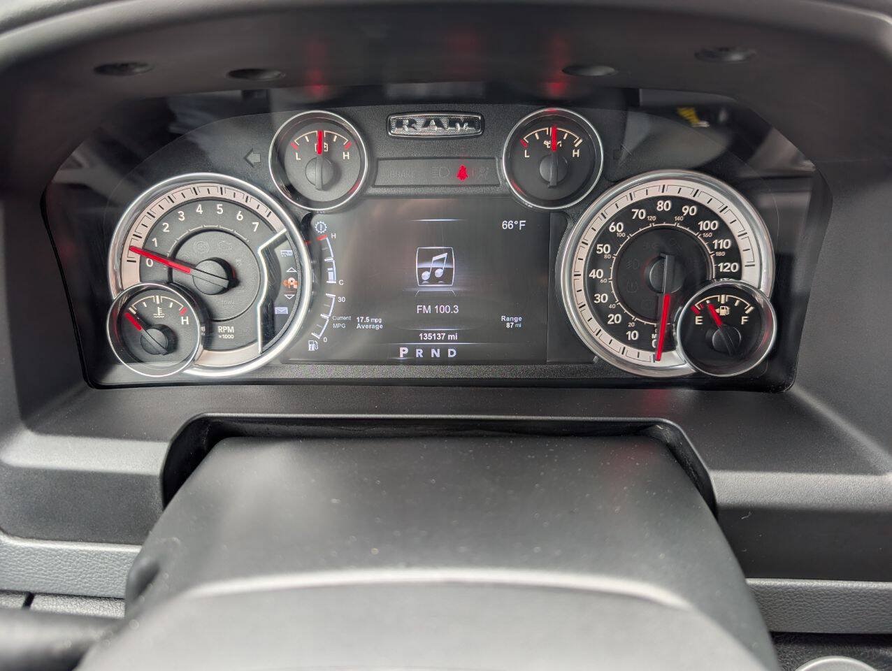 Used 2017 RAM 1500 Big Horn AWD/4WD image 19