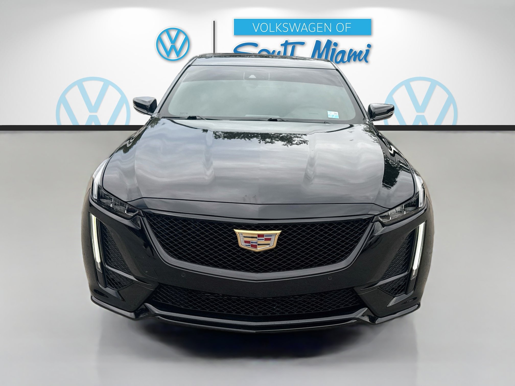 Used 2024 Cadillac CT5 Sport RWD image 2