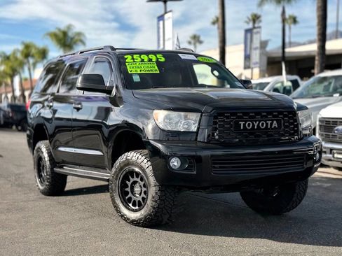 Used 2017 Toyota Sequoia Limited w/ Safety & Convenience Package image 2