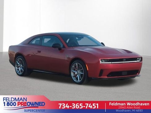 Used 2024 Dodge Charger Daytona Scat Pack w/ Plus Group AWD/4WD image 1