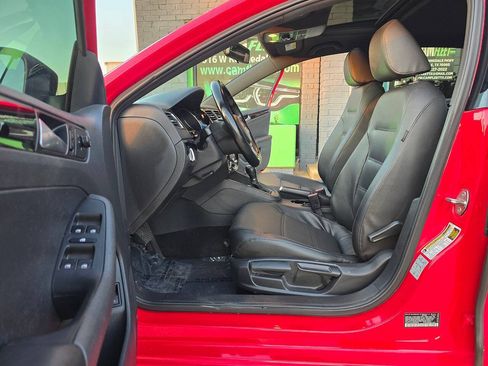 Used 2018 Volkswagen Jetta Sport FWD image 18