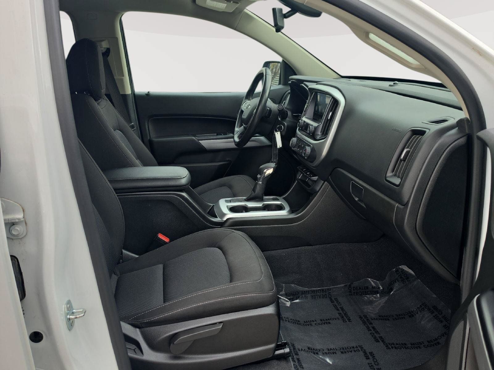 Used 2022 Chevrolet Colorado LT AWD/4WD image 11