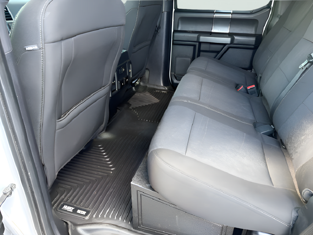 Used 2018 Ford F150 XLT w/ Equipment Group 302A Luxury RWD image 38