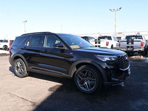 New 2026 Ford Explorer ST-Line w/ ST-Line Street Pack image 14