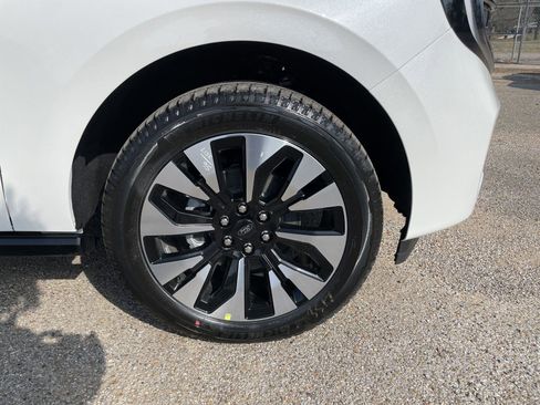 New 2026 Ford Expedition Max Platinum w/ Driver's Package image 64