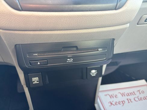 Used 2019 Honda Odyssey EX-L image 24