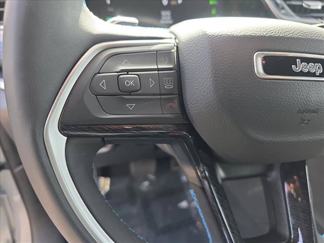 Used 2024 Jeep Grand Cherokee Trailhawk AWD/4WD image 17