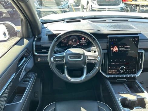 Used 2024 GMC Acadia Denali w/ Super Cruise Package image 26