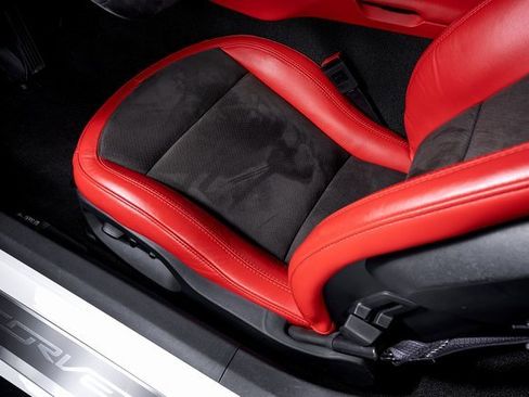 Used 2017 Chevrolet Corvette Grand Sport w/ Z07 Performance Package image 22