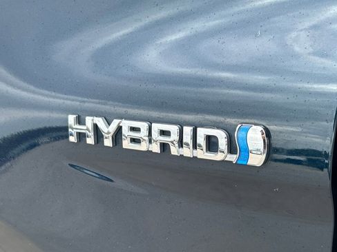 Used 2020 Toyota Camry XLE image 20