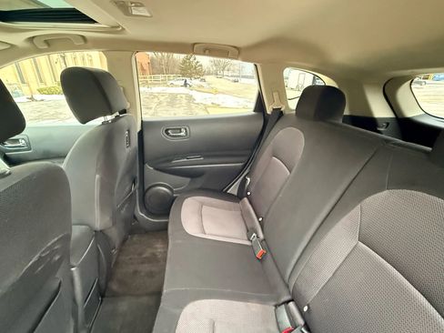 Used 2011 Nissan Rogue SV w/ Premium Pkg image 18