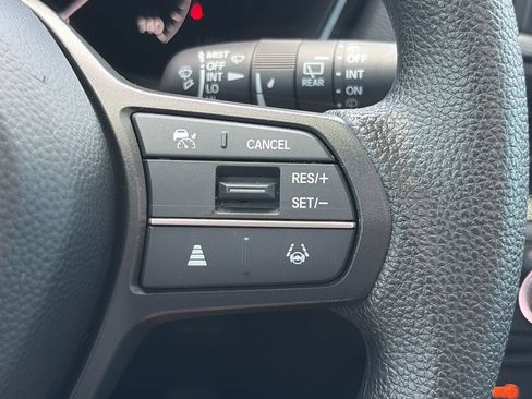 Certified 2025 Honda CR-V EX image 23