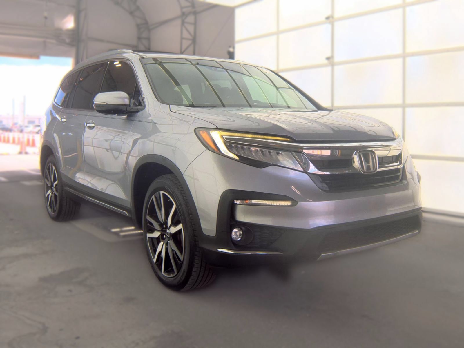 Used 2019 Honda Pilot Elite image 3