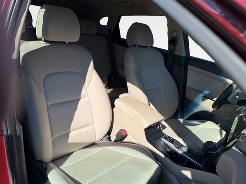 Used 2018 Hyundai Tucson SEL image 16