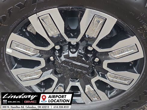 New 2025 GMC Sierra 2500 Denali w/ Denali Reserve Package image 34